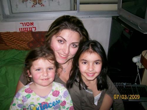 אני והאחייניות שלי